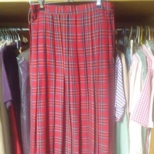 *Requirements Petite Women's Red Plaid Skirt